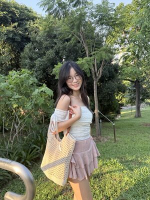 單側蝴蝶結綁帶一字肩