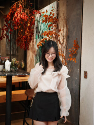 【COMEBACK！】回頭率100%.ᐟ.ᐟ.ᐟ優雅斯文一字領透膚上衣