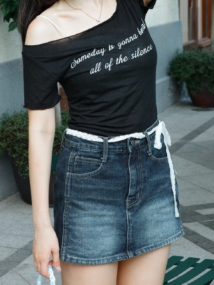 Y2K styled!街頭風斜肩小辣Tee (3色入)