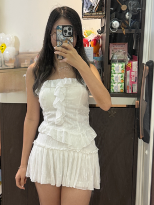 【限量現貨】Sofy Lace 優雅短裙