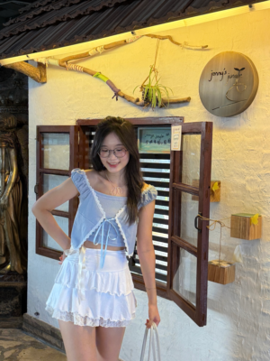 超韓!絲帶蕾絲邊邊假兩件上衣