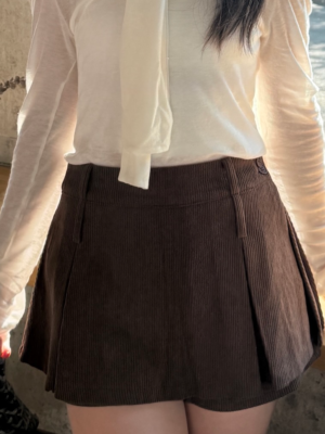 【秋季VOL.1🍂】秋冬必入!可雙面穿🔁燈芯絨雙面排扣百褶裙 (連皮帶)