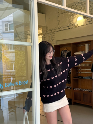 【韓國親身搜羅款式♡NEW IN】反應熱烈!!震撼首批價~韓國製微甜愛心條紋針織上衣