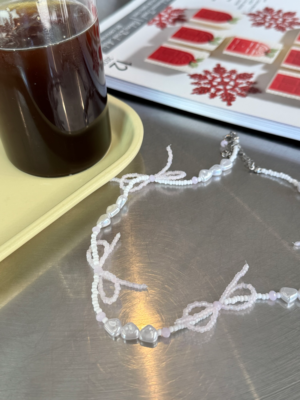 Y2K蝴蝶結串珠CHOKER