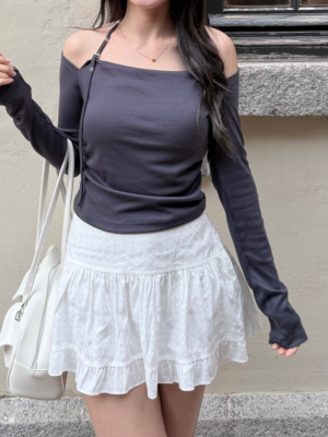 【Feb Vol.1】鈕釘皺摺掛頸露肩上衣