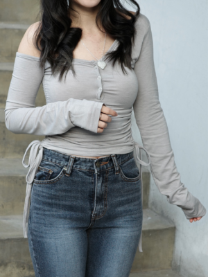 【二月連線款式♡】超顯身材✨貼身側束繩斜肩長袖上衣