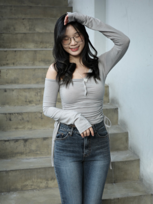 【二月連線款式♡】超顯身材✨貼身側束繩斜肩長袖上衣