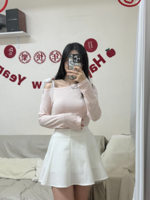 【三月新品】加入莫代爾成分！蕾絲綁帶滑捋捋彈性斜TOP