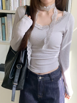 【MAR`26快閃優惠】薄款直紋v領Lace TOP