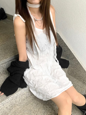 【MAR`26快閃優惠】COMEBACK 波浪綁帶吊帶連身裙