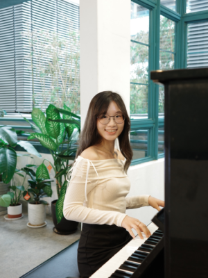 【COMEBACK】春天蝴蝶結露肩薄羅紋上衣