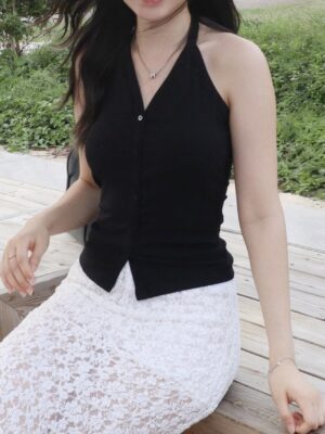 【四月VOL.1】入肩鈕扣PADDED TOP