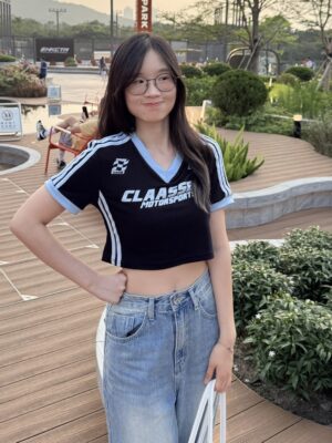 柔軟親膚運動風短版 Sporty Soft‑Feel Crop Tee