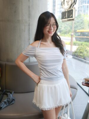 短版登場！夢幻層次網紗短袖上衣 Dreamy Pastel Layered Short‑Sleeve Top