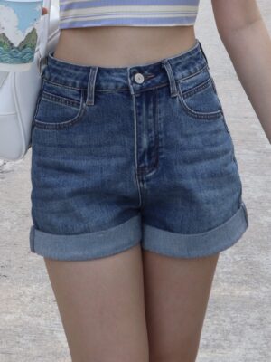 顯長腿！高腰A字反摺短牛仔褲 High‑Waist A‑Line Denim Shorts