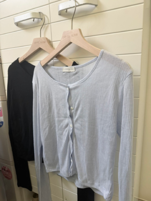 【八月NEW IN】Baby Blue🩵Airy Pastel Cardigan