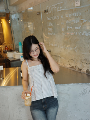 【九月🍂NEW IN】🇹🇭 小花扣棉麻吊帶背心